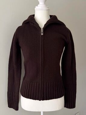 Women’s Brown Zip-Front Hooded Sweater